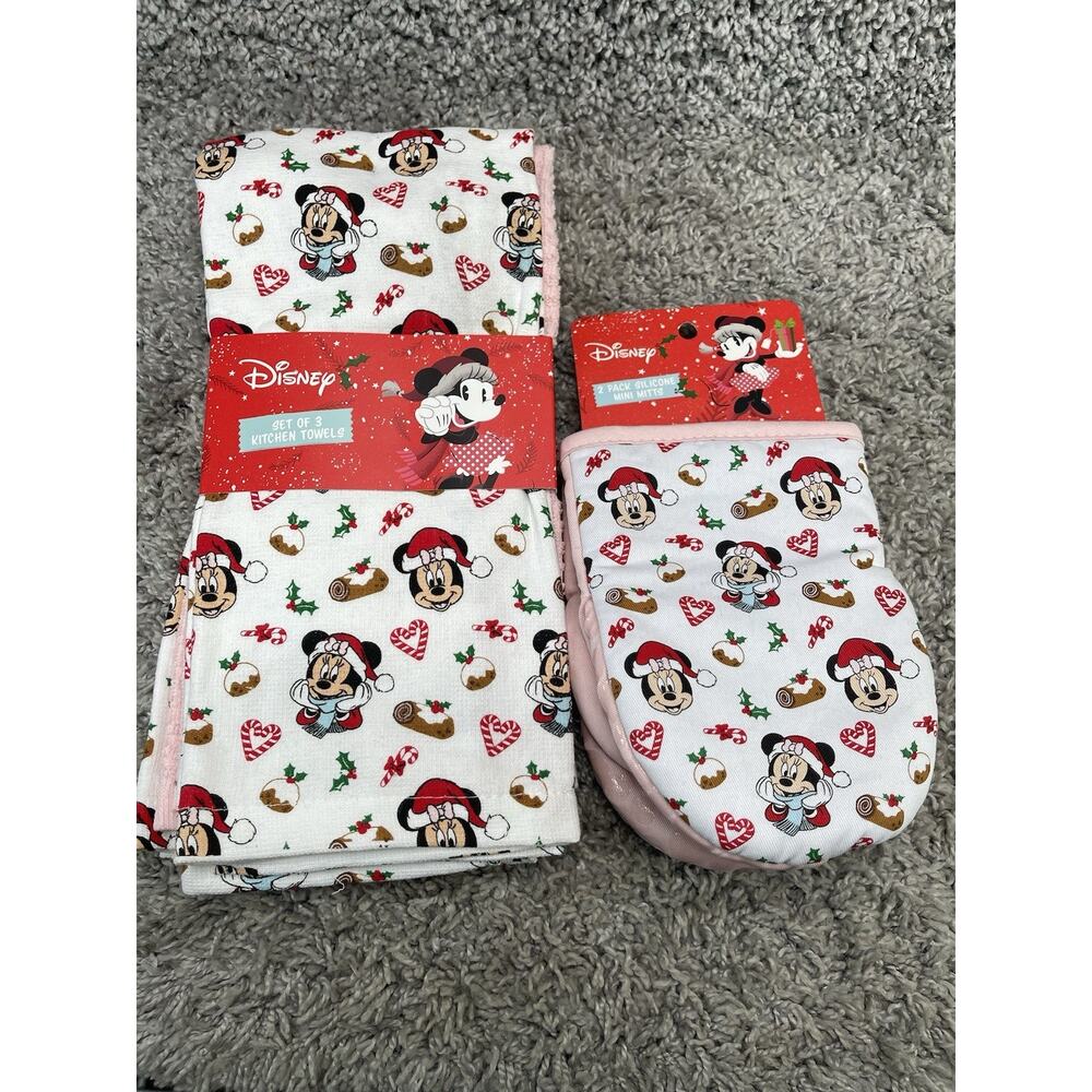 Disney Minnie Mouse Santa Hat Candy Cane Hearts Silicone Oven Mitts Towels Set